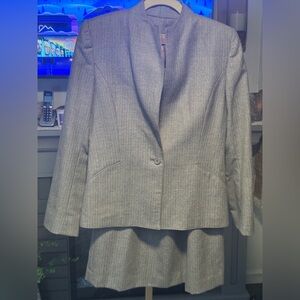 Peabody House International Jacket & Skirt Suit -Size 9/10.